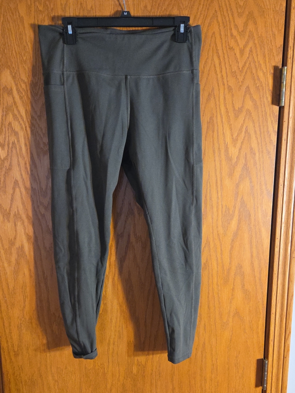 Danskin Olive Stretch High-Waist Leggings with Side Pockets Size Large